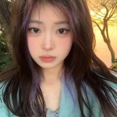 玉米上的麻雀